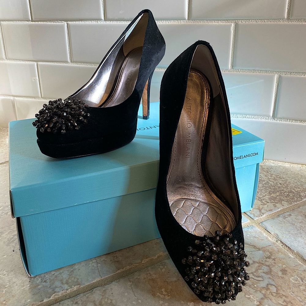 Women’s dress shoes